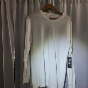 Men's long sleeve v neck tee - NWT